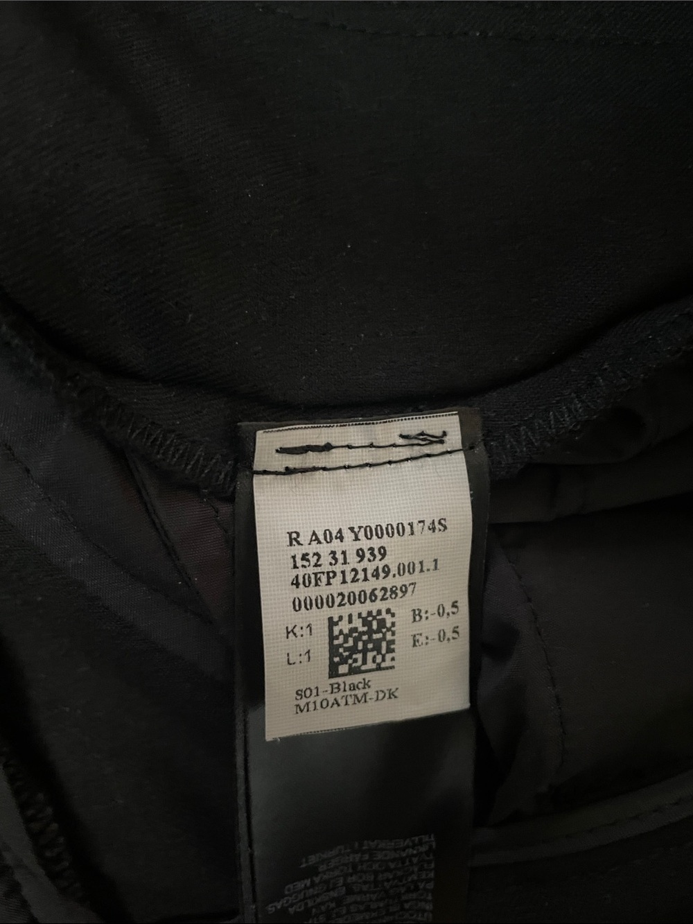 Reiss: Myrtle Black Wide-Leg Dress Pants for Women - Picture 8 of 11